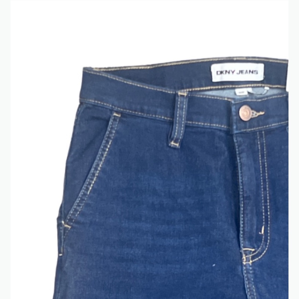 DKNY Chic Blue Denim High rise Flare 80’s Inspired Jeans - Picture 4 of 7